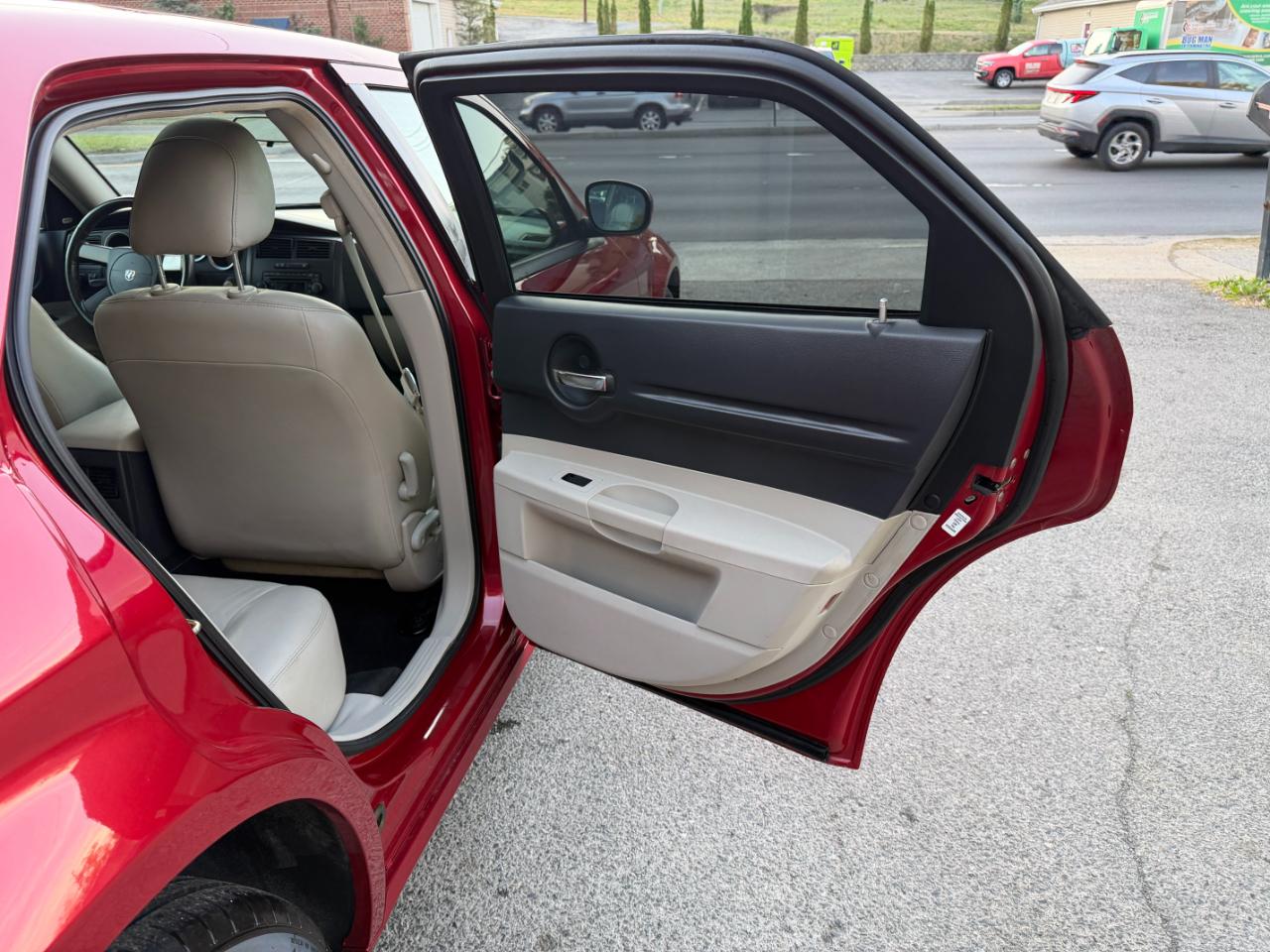 Dodge Magnum 4dr Wgn R/T RWD 2005