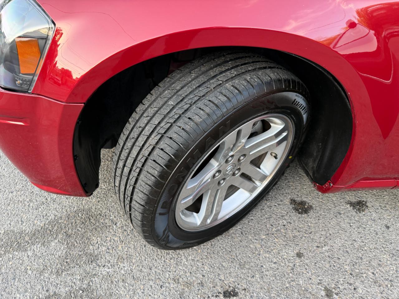 Dodge Magnum 4dr Wgn R/T RWD 2005