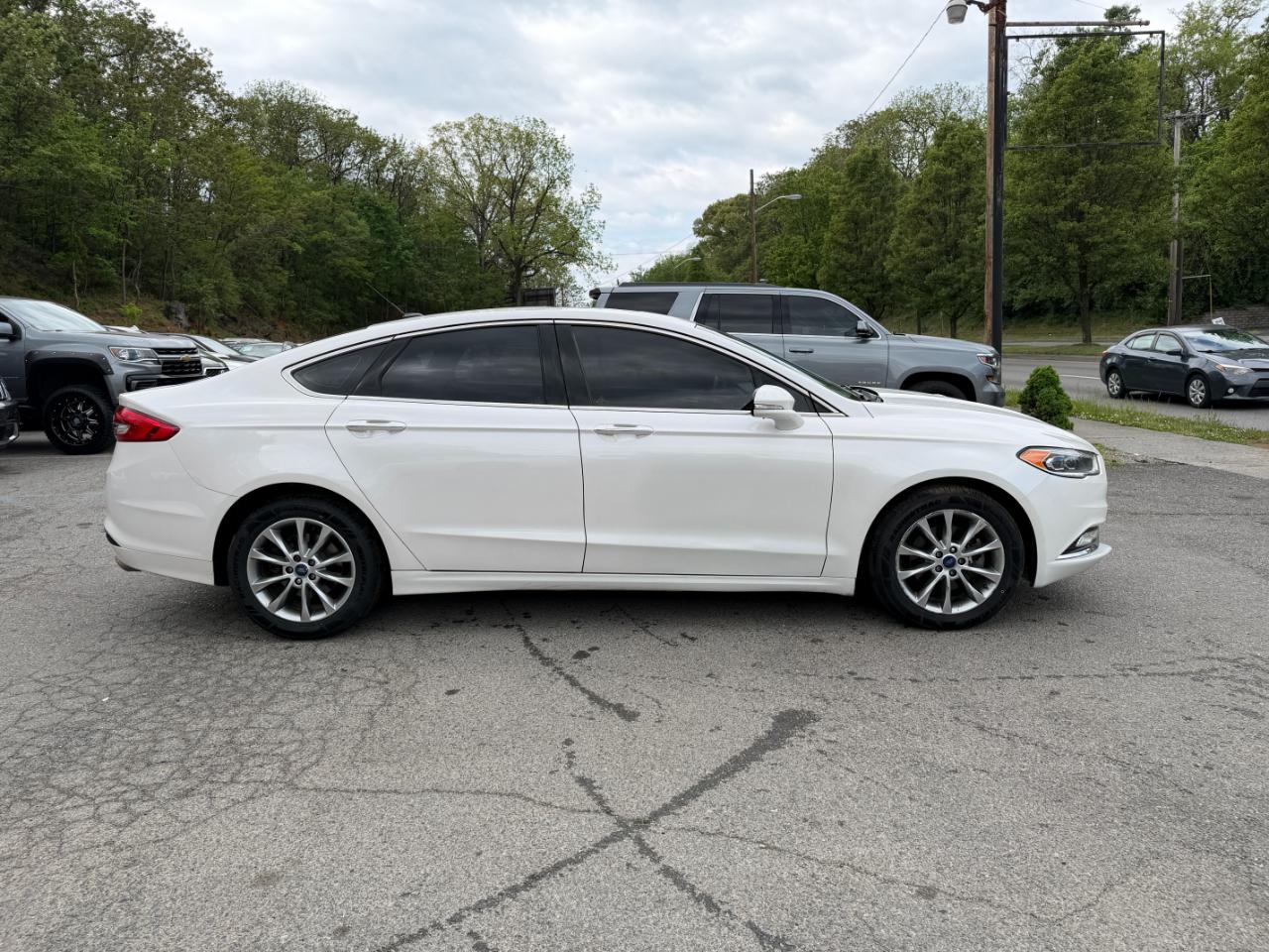 Ford Fusion SE FWD 2017