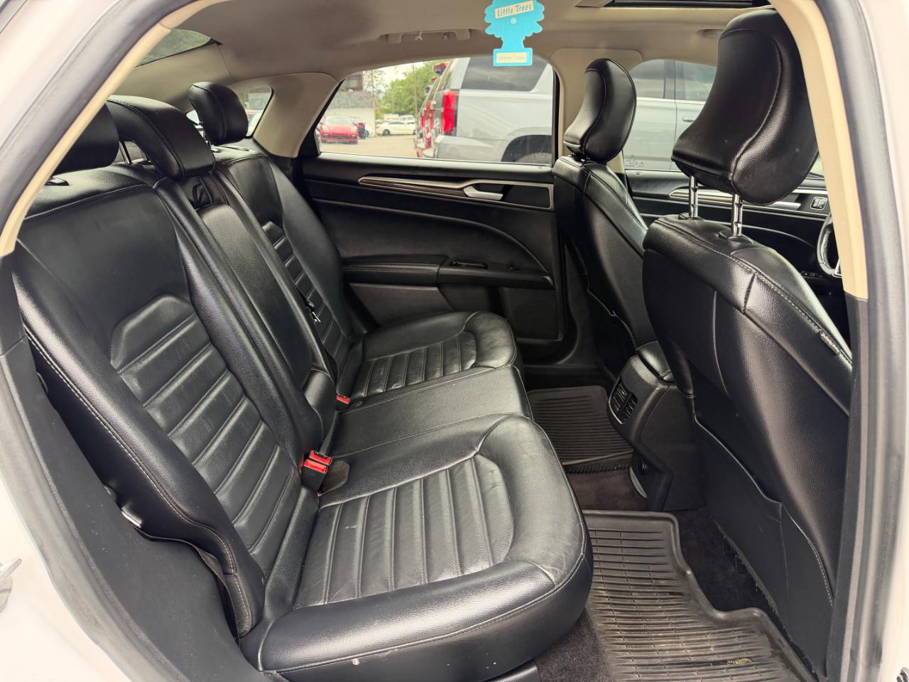 Ford Fusion SE FWD 2017