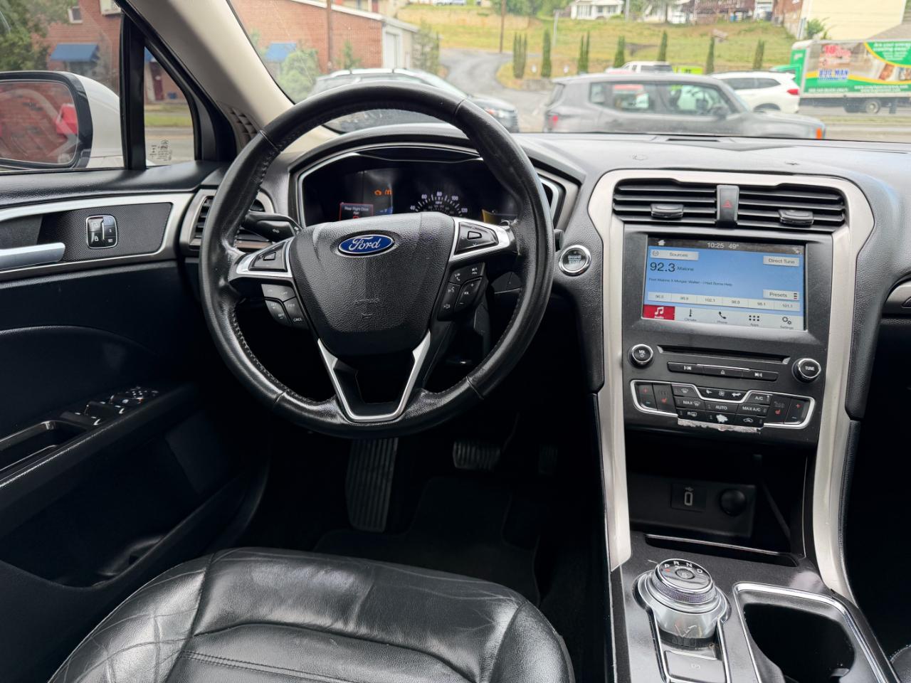 Ford Fusion SE FWD 2017