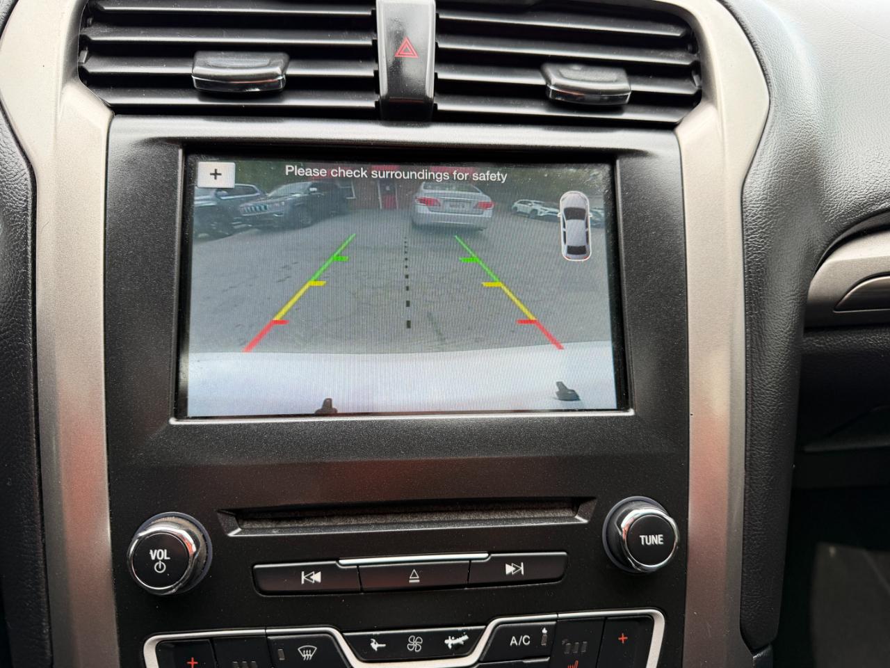 Ford Fusion SE FWD 2017