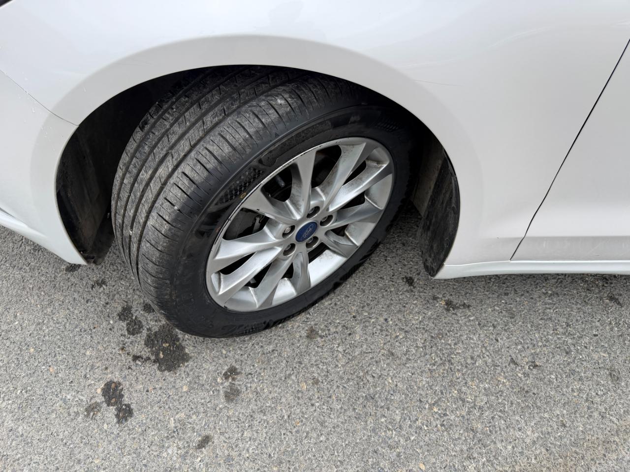 Ford Fusion SE FWD 2017