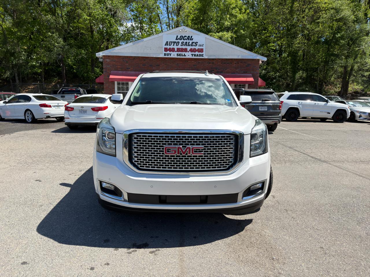GMC Yukon XL 4WD 4dr Denali 2016