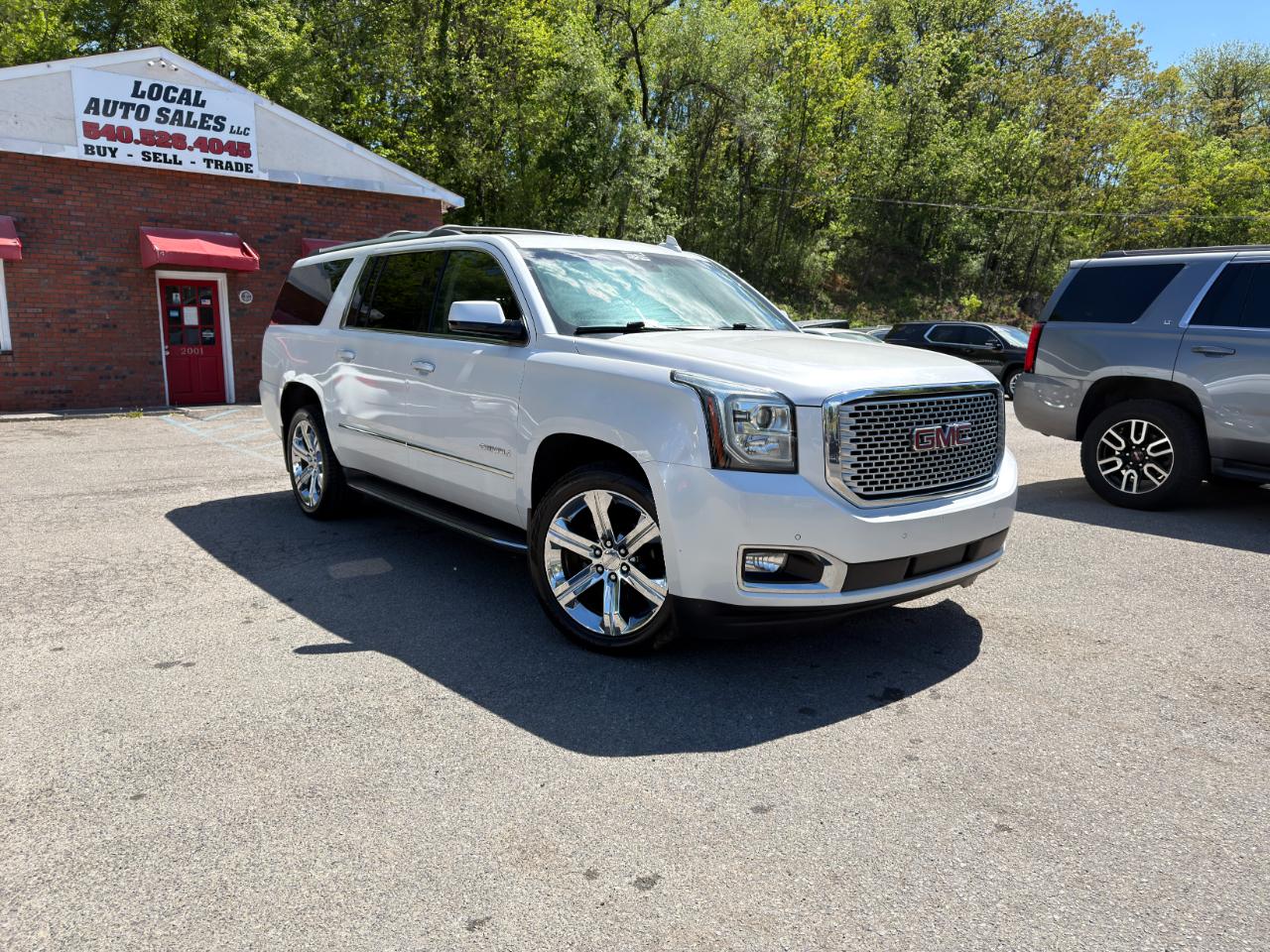 GMC Yukon XL 4WD 4dr Denali 2016
