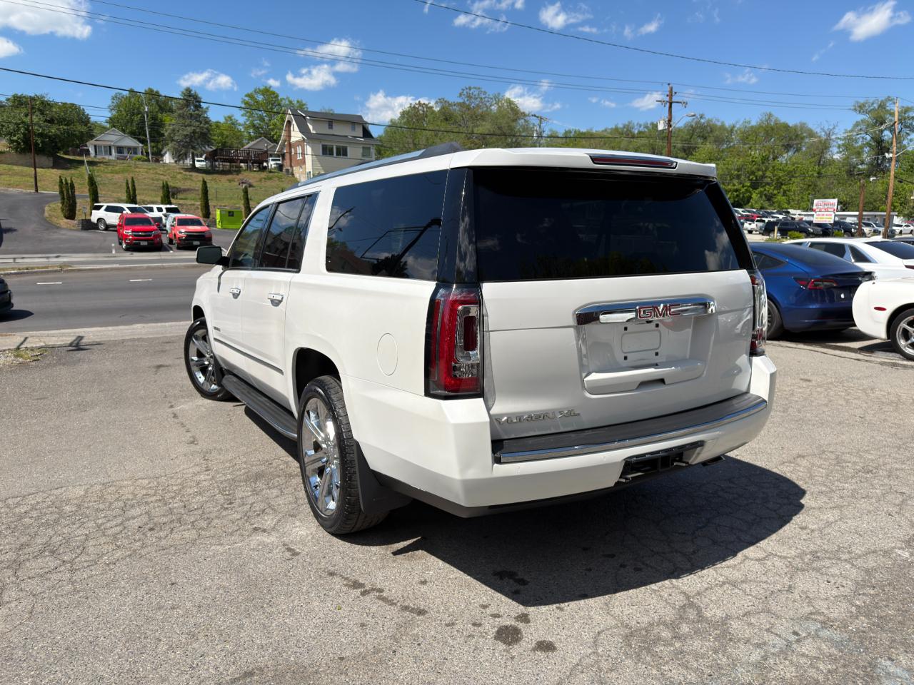 GMC Yukon XL 4WD 4dr Denali 2016