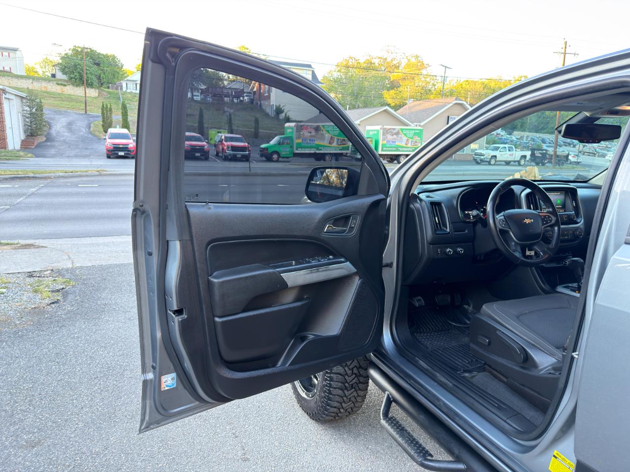 Chevrolet Colorado 4WD Crew Cab 128" LT 2021