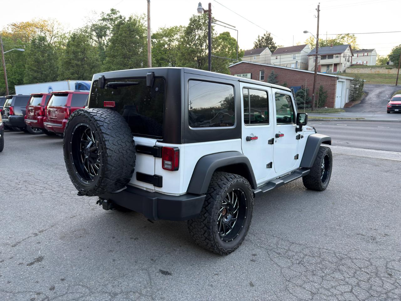 Jeep Wrangler Unlimited 4WD 4dr Sport 2016