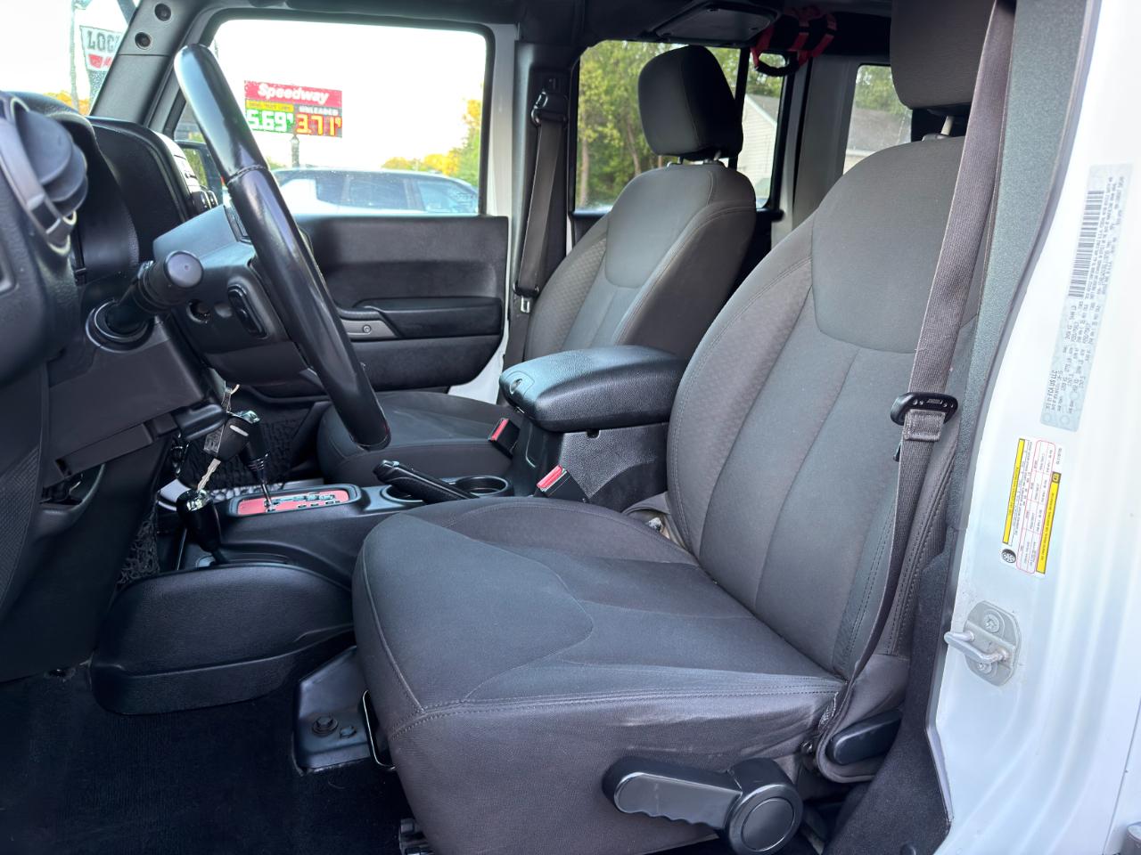 Jeep Wrangler Unlimited 4WD 4dr Sport 2016