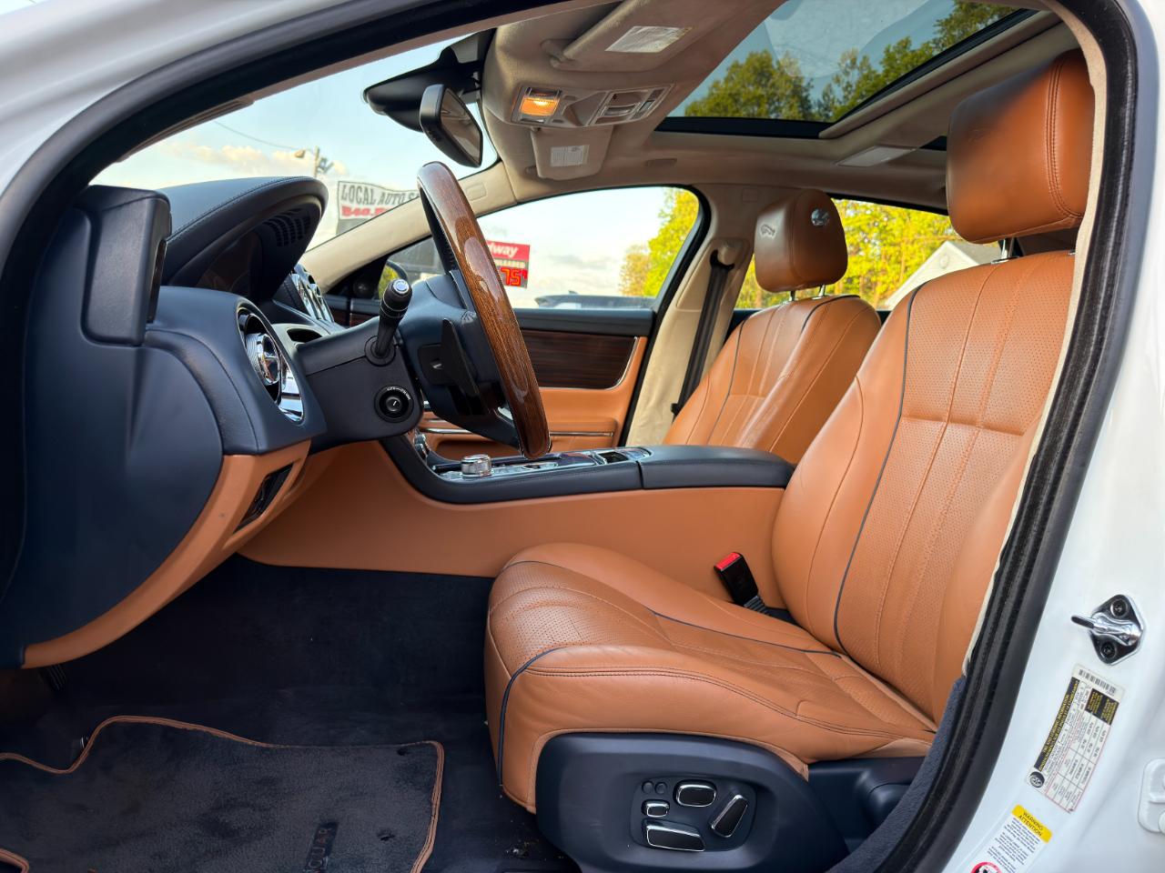 Jaguar XJ 4dr Sdn XJL Portfolio AWD 2013