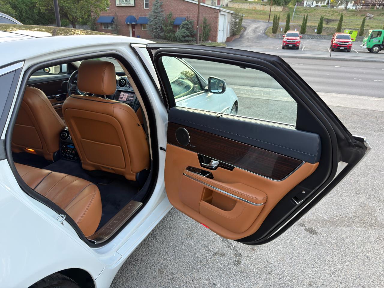 Jaguar XJ 4dr Sdn XJL Portfolio AWD 2013