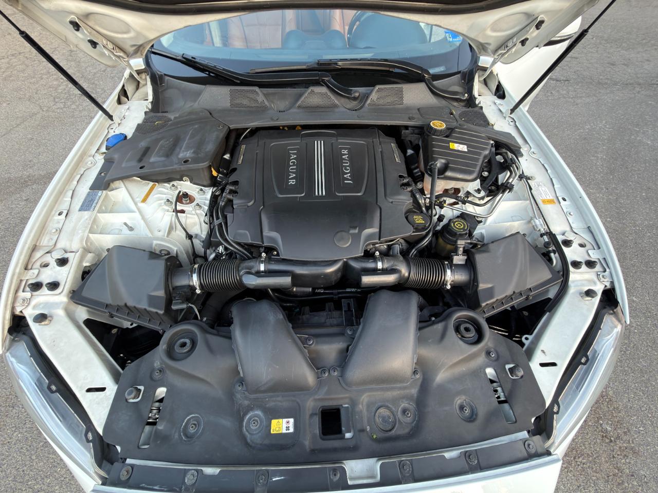 Jaguar XJ 4dr Sdn XJL Portfolio AWD 2013