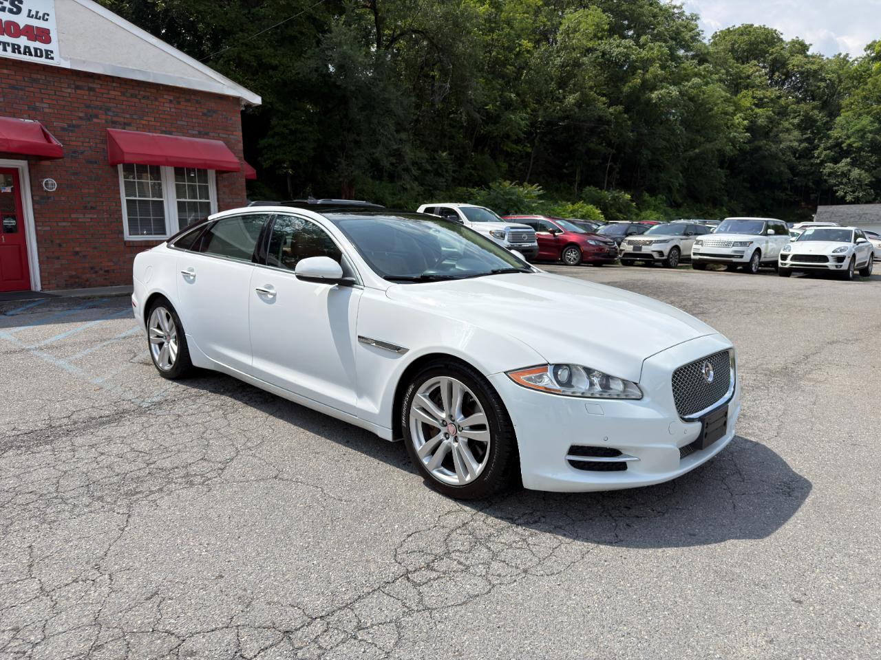 Jaguar XJ 4dr Sdn XJL Portfolio AWD 2013