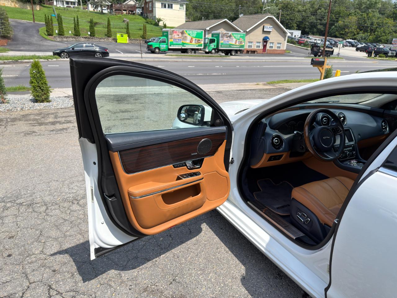 Jaguar XJ 4dr Sdn XJL Portfolio AWD 2013