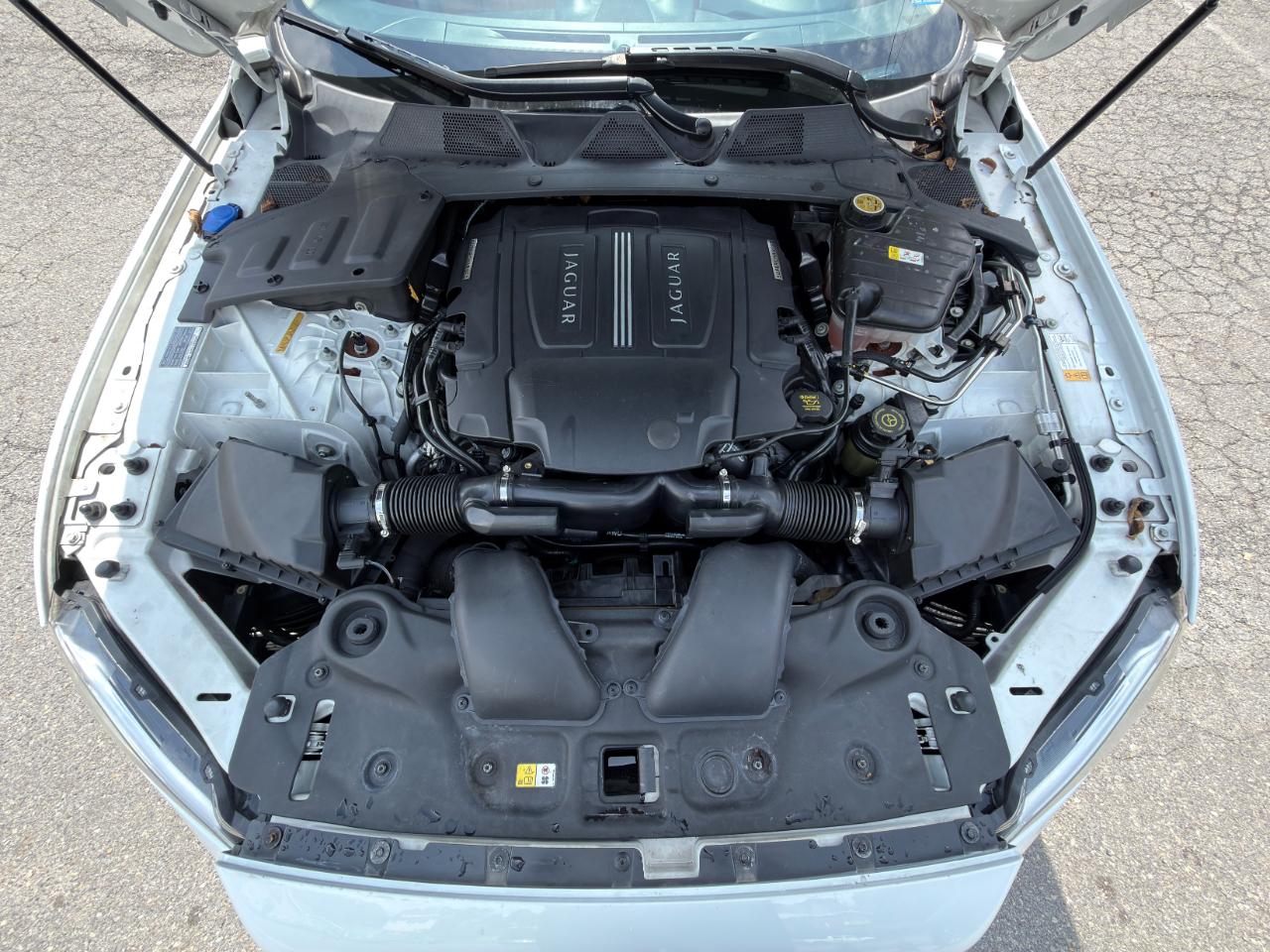 Jaguar XJ 4dr Sdn XJL Portfolio AWD 2013