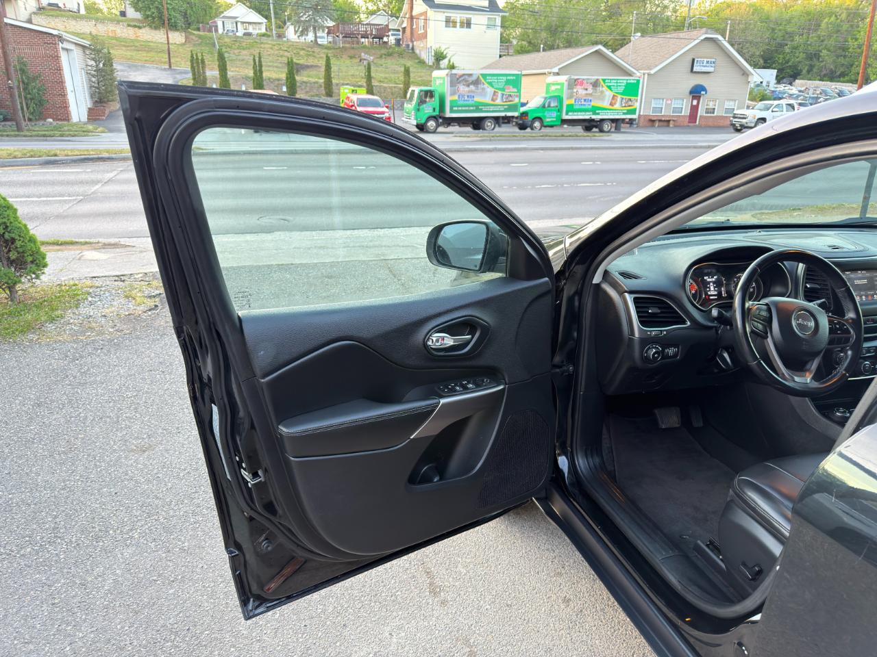 Jeep Cherokee Latitude Plus 4x4 2019