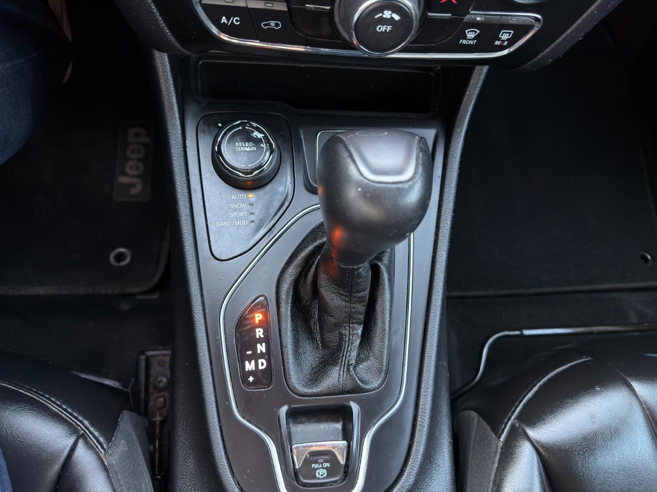 Jeep Cherokee Latitude Plus 4x4 2019