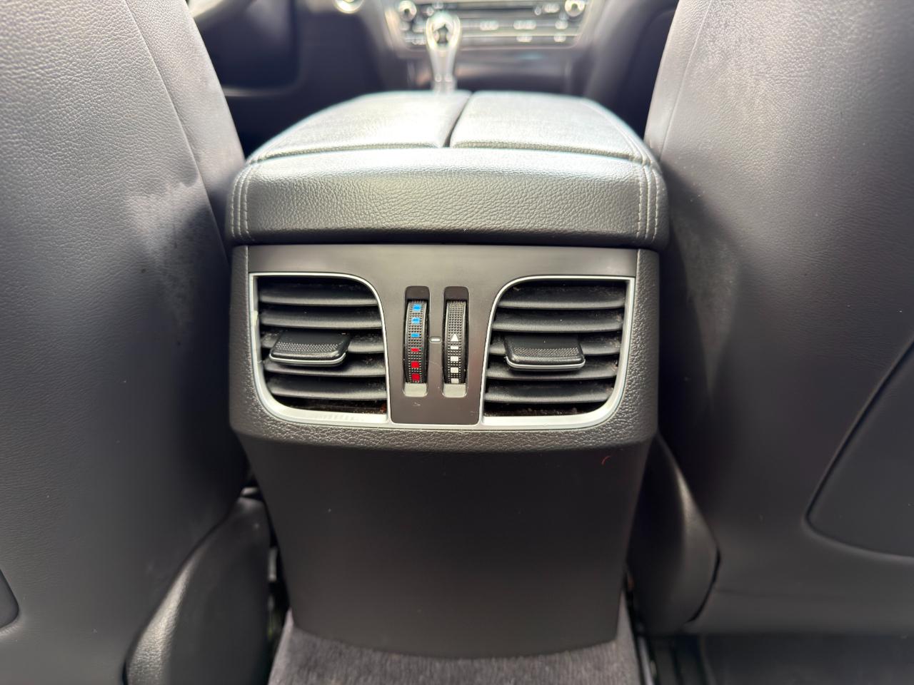 Genesis G80 3.8L AWD 2017