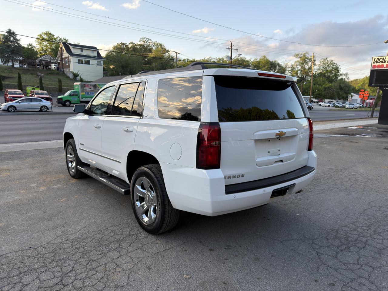 Chevrolet Tahoe 4WD 4dr LT 2017