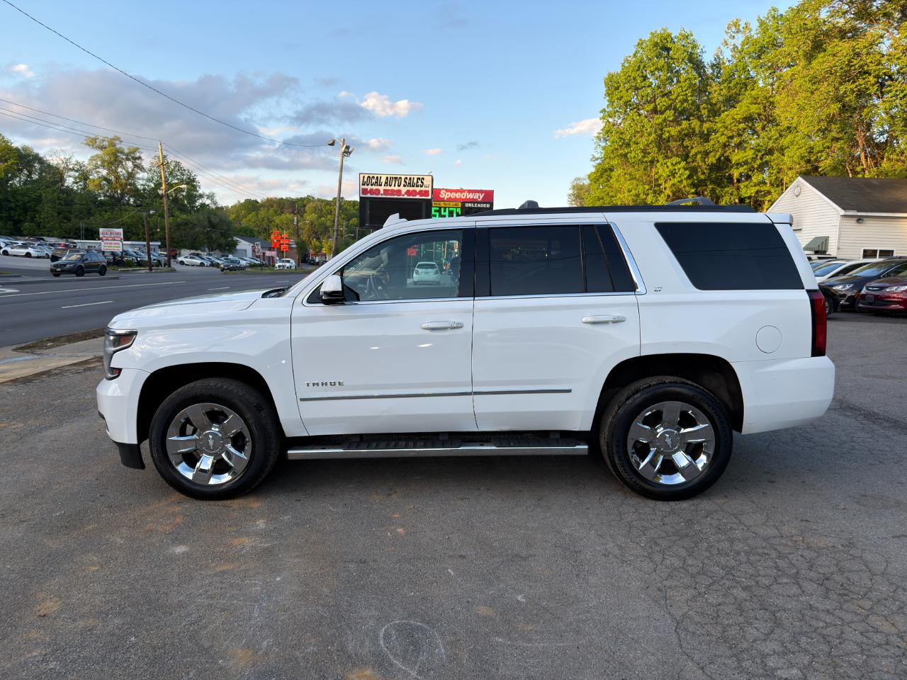 Chevrolet Tahoe 4WD 4dr LT 2017