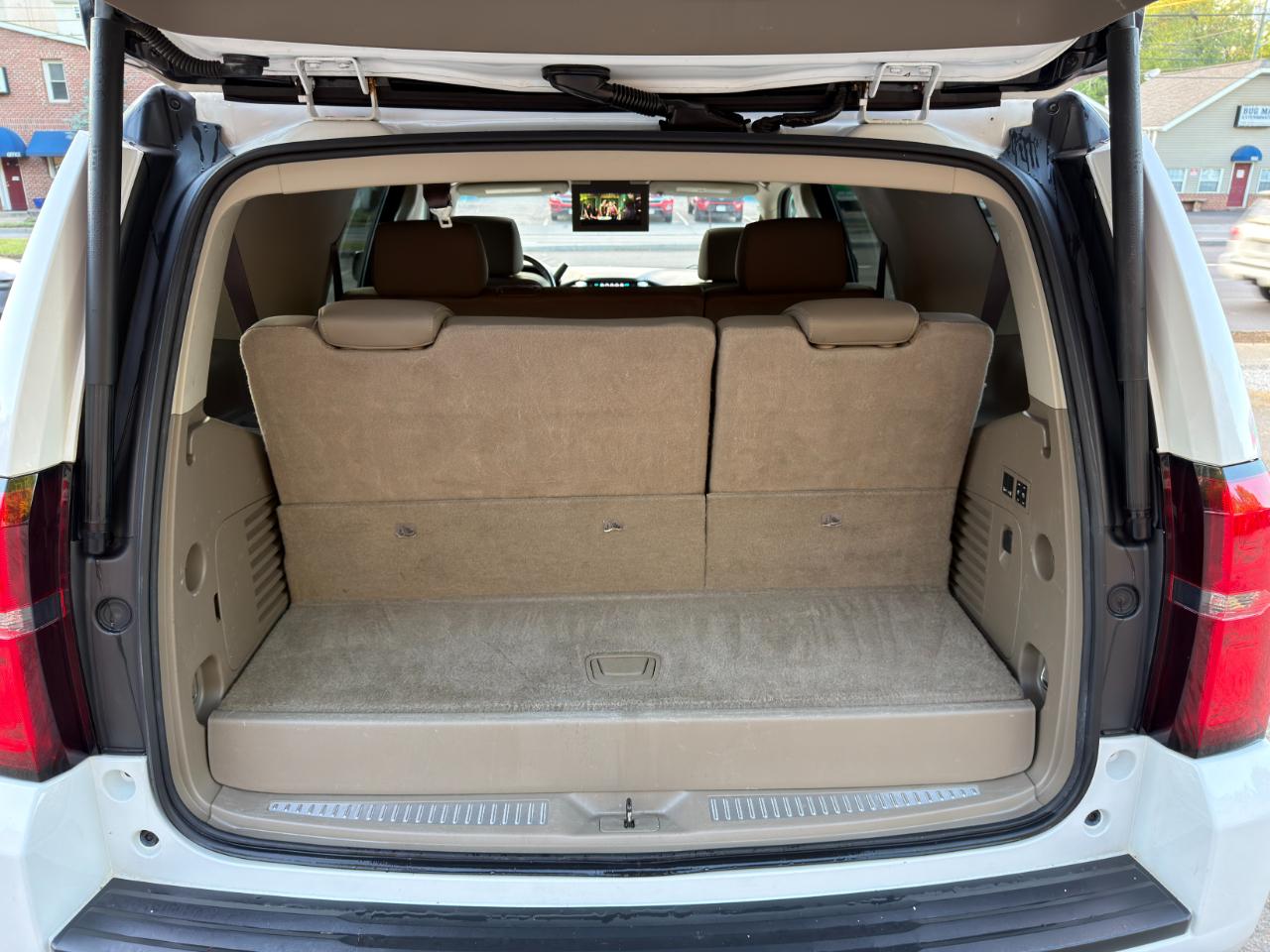 Chevrolet Tahoe 4WD 4dr LT 2017