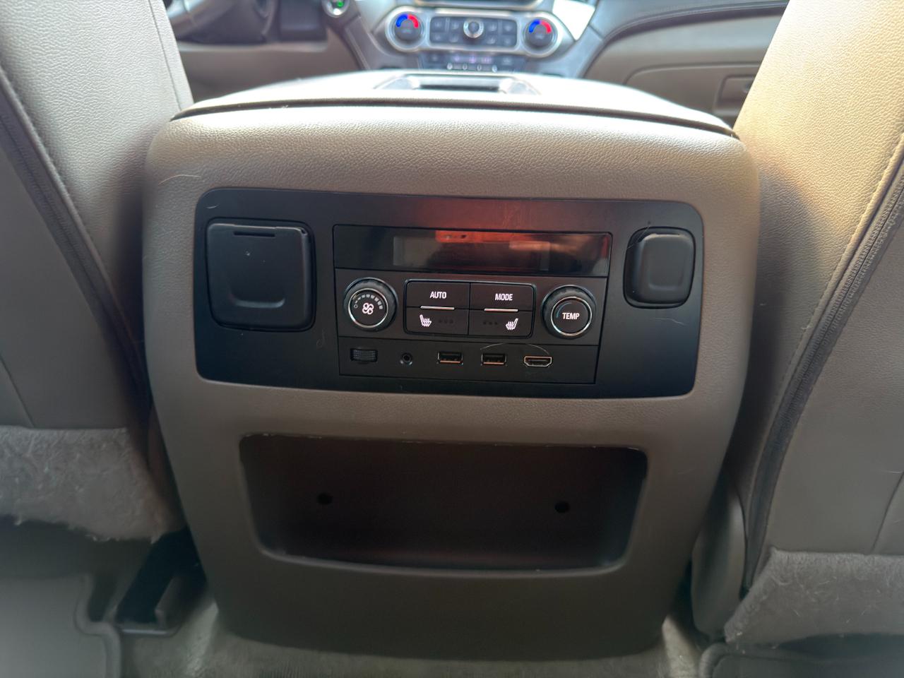 Chevrolet Tahoe 4WD 4dr LT 2017