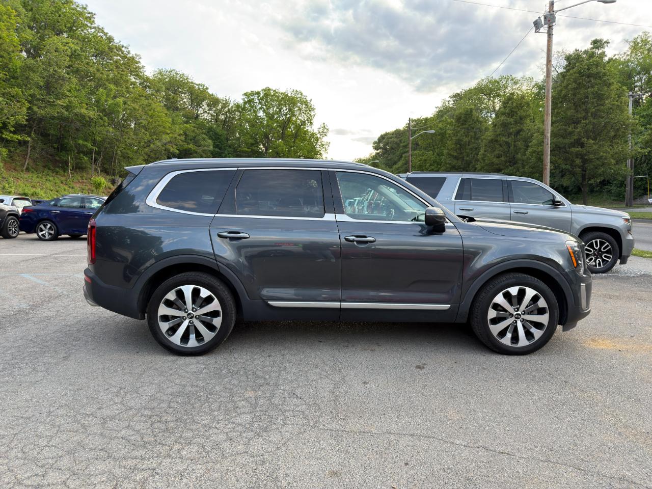 Kia Telluride S FWD 2020