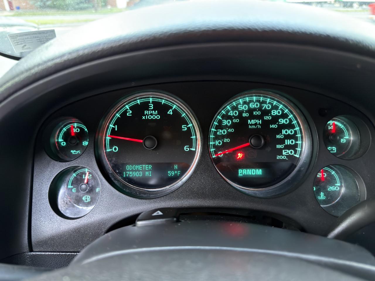 Chevrolet Avalanche 4WD Crew Cab LTZ 2013