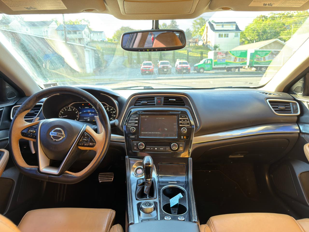 Nissan Maxima 4dr Sdn 3.5 SR 2016