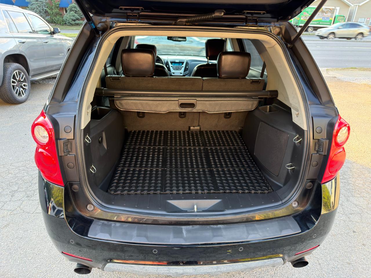 Chevrolet Equinox FWD 4dr LTZ 2011