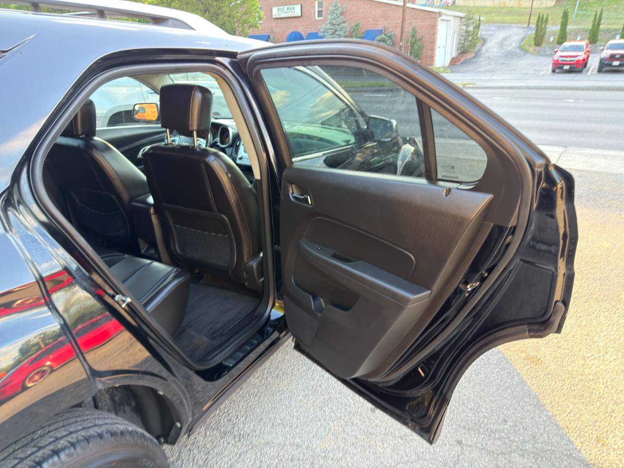 Chevrolet Equinox FWD 4dr LTZ 2011