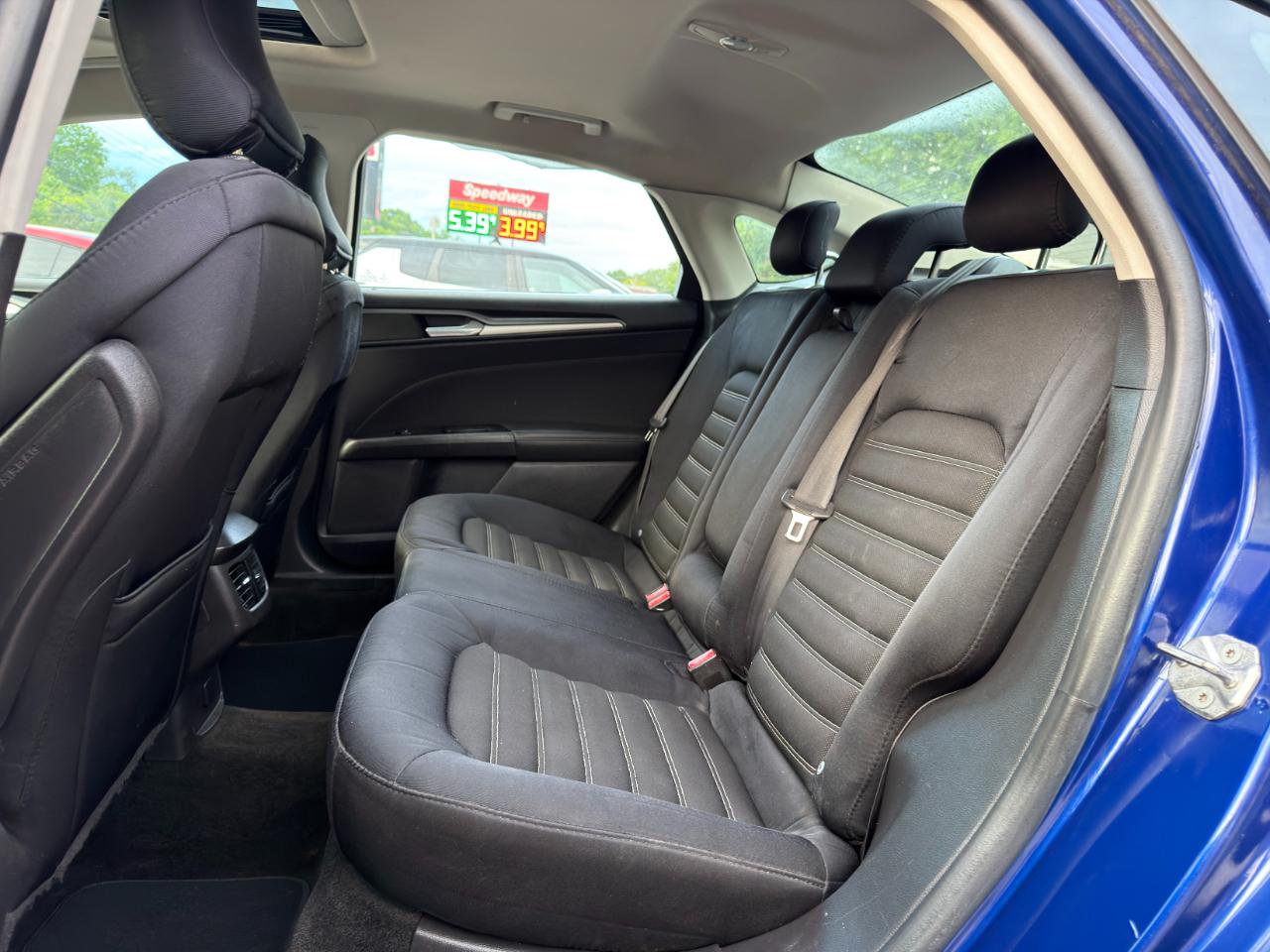 Ford Fusion 4dr Sdn SE FWD 2015