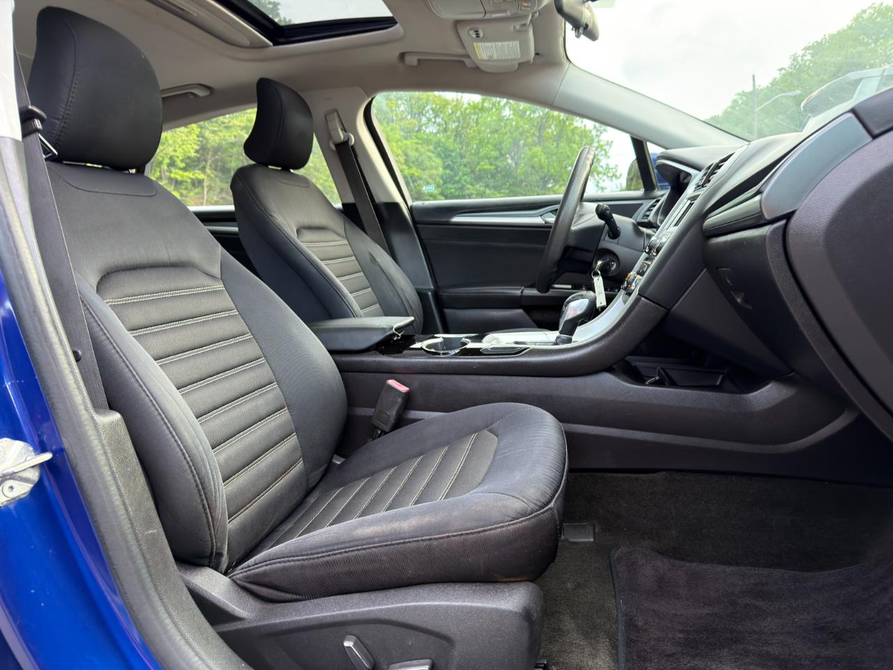 Ford Fusion 4dr Sdn SE FWD 2015