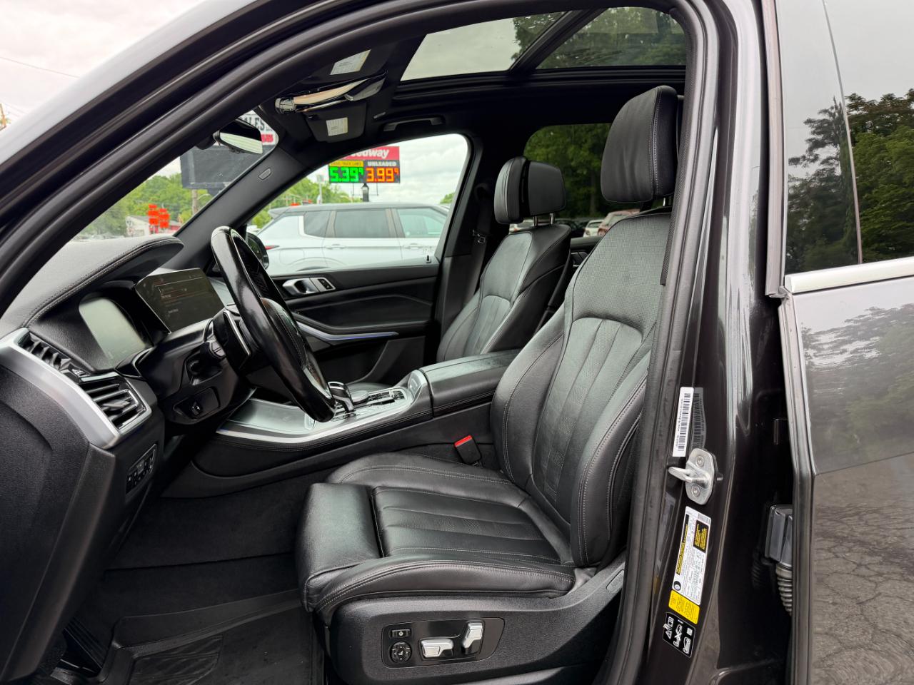 BMW X5 xDrive50i Sports Activity Vehicle 2019
