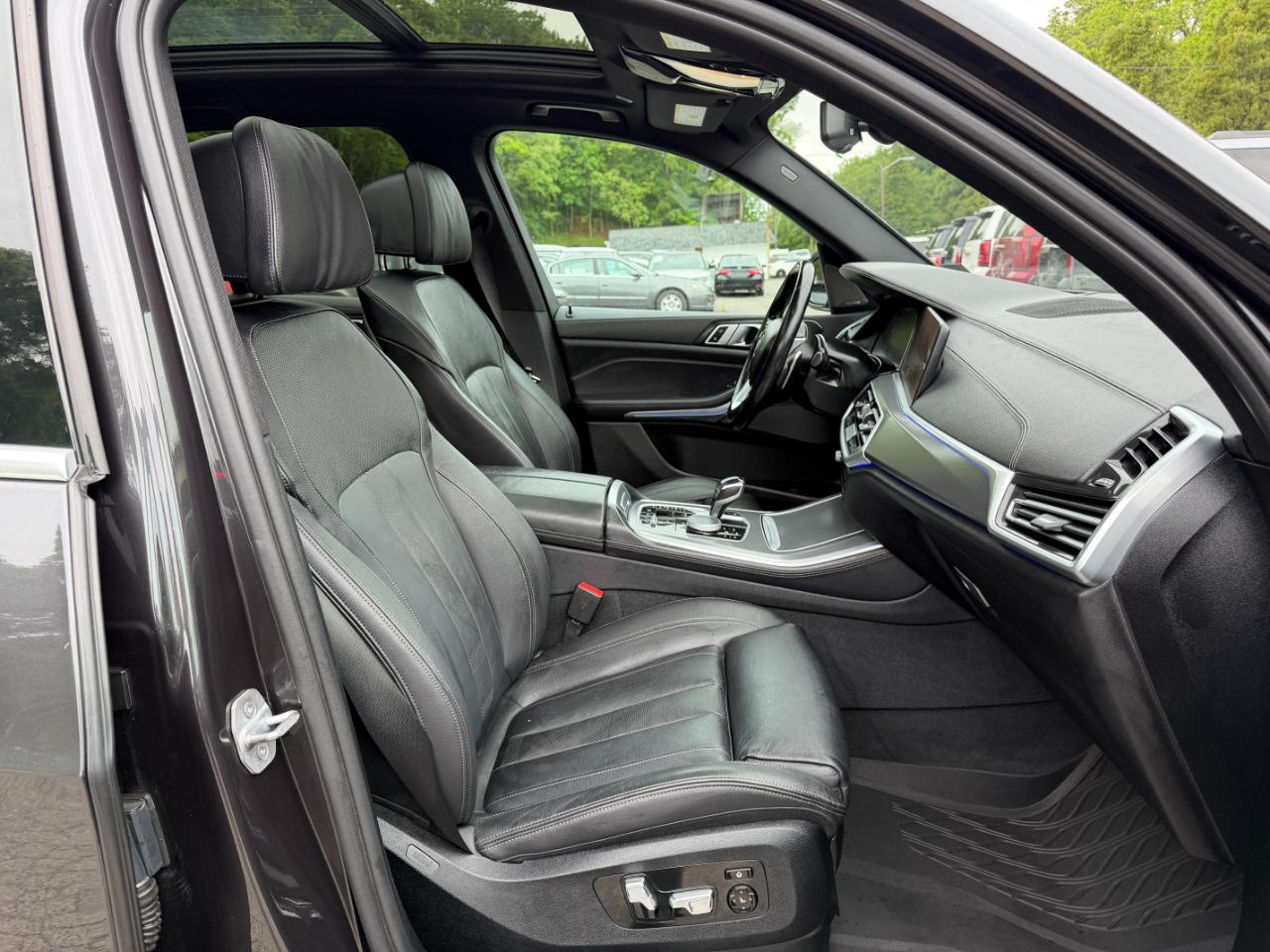 BMW X5 xDrive50i Sports Activity Vehicle 2019