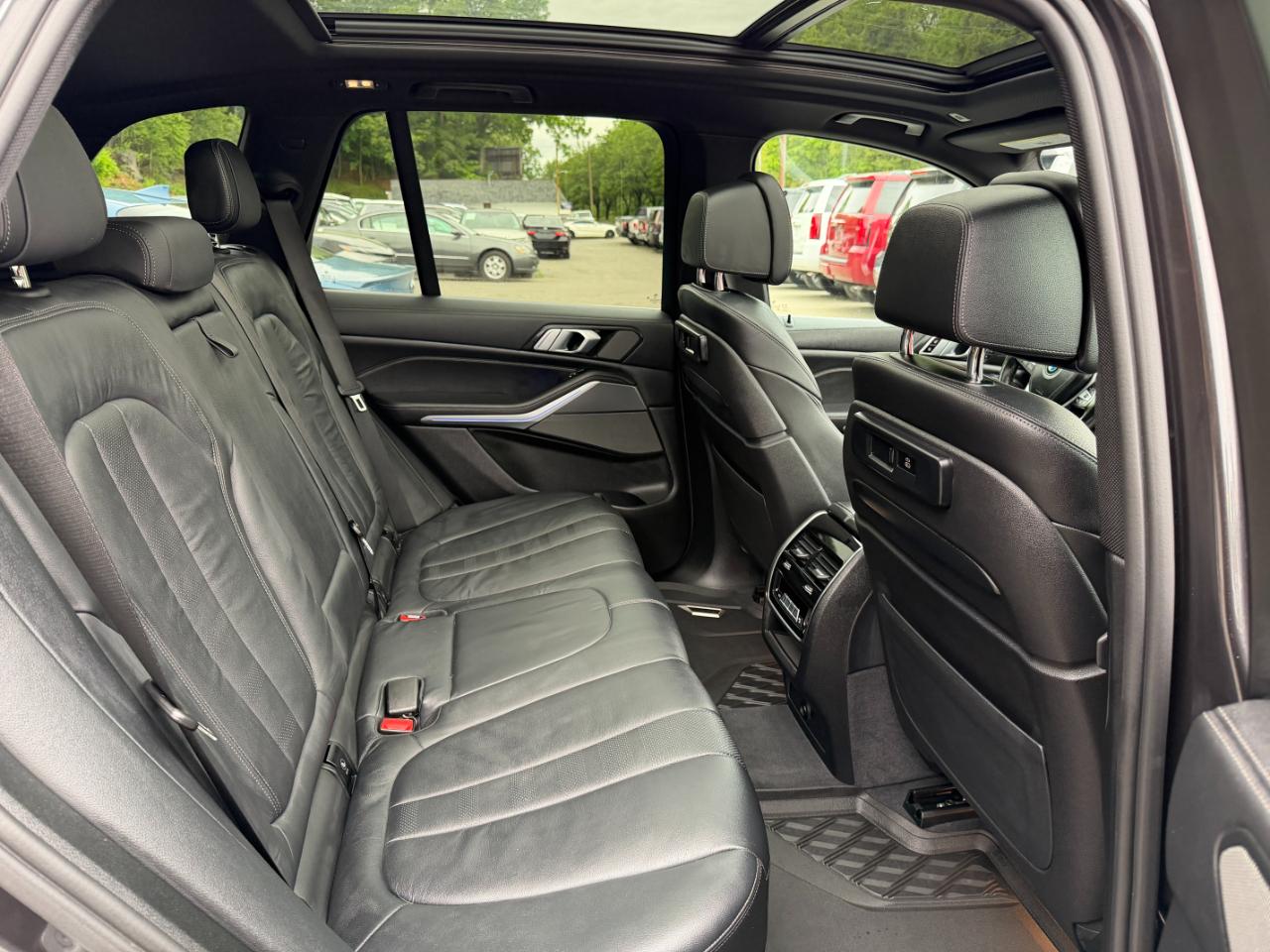 BMW X5 xDrive50i Sports Activity Vehicle 2019