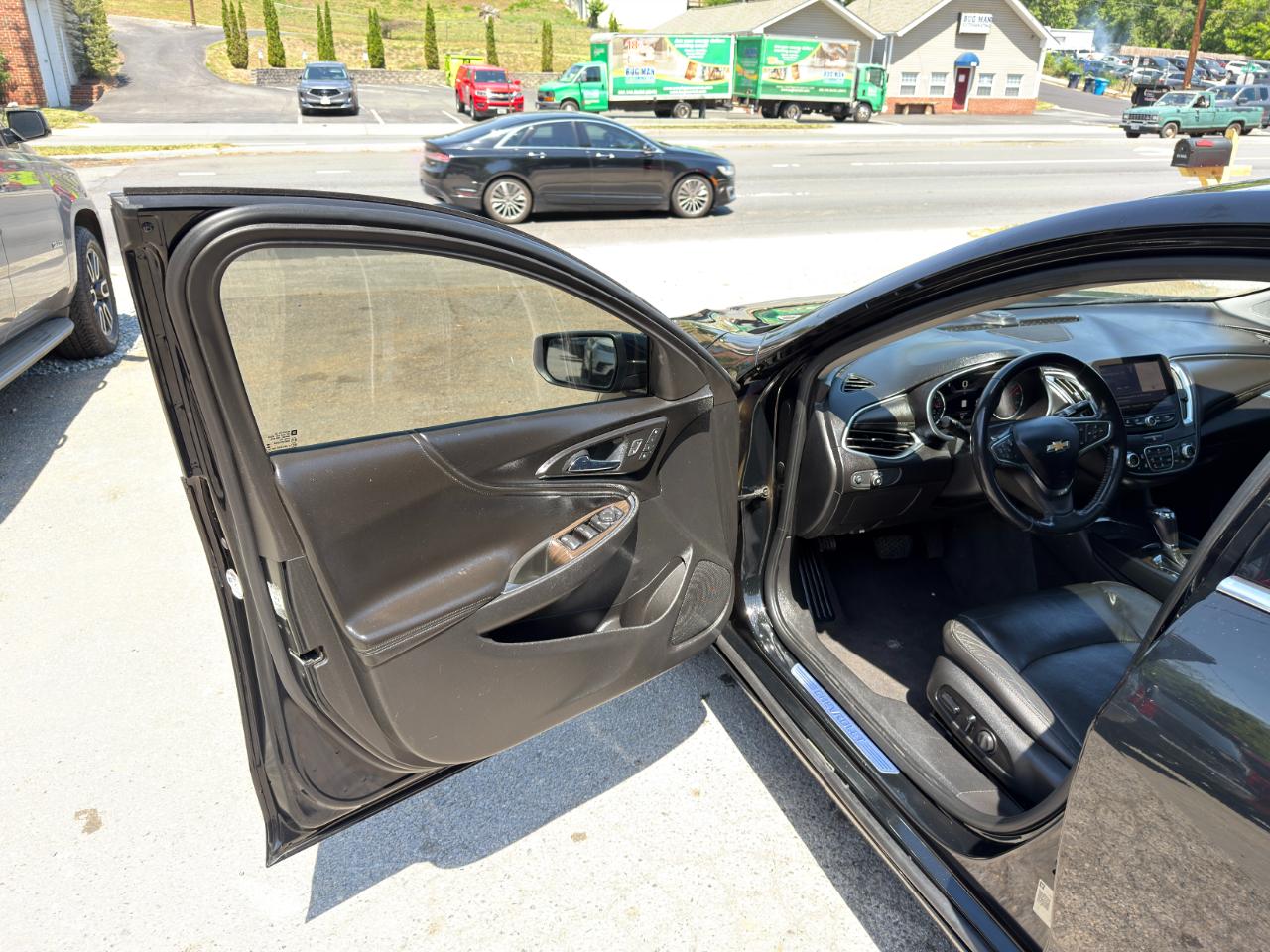 Chevrolet Malibu 4dr Sdn Premier 2020