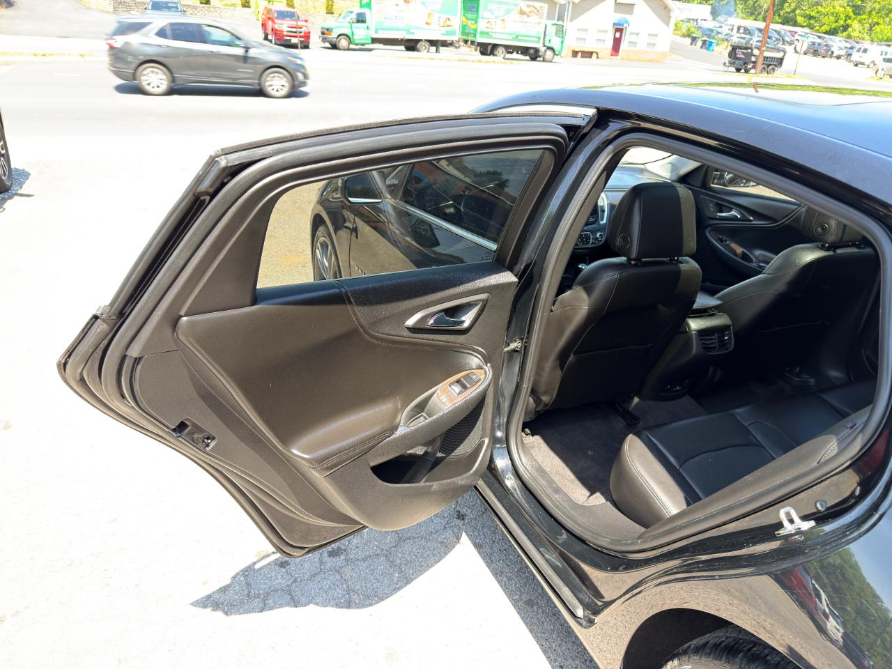 Chevrolet Malibu 4dr Sdn Premier 2020