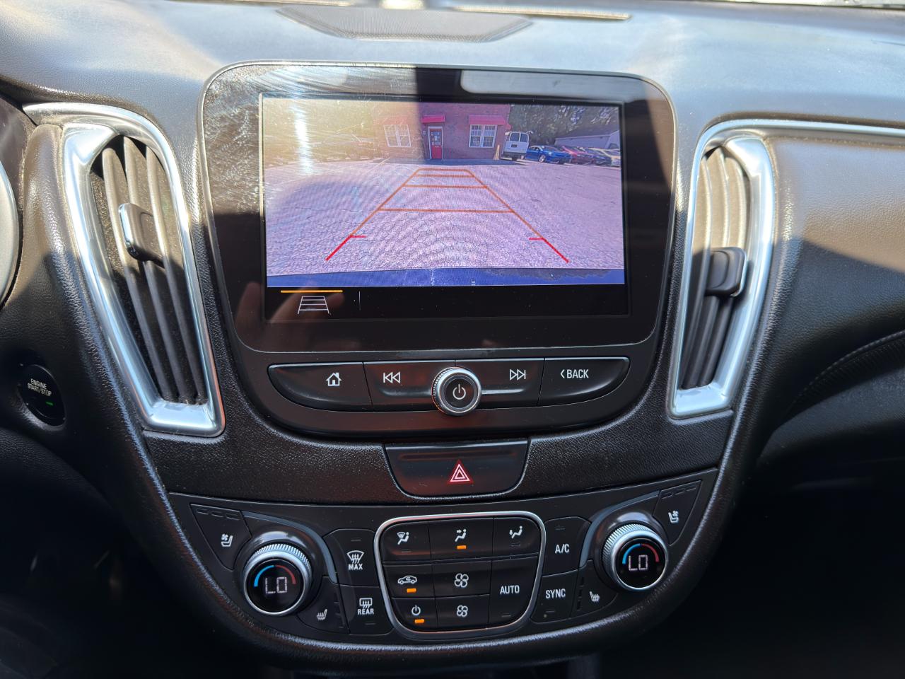 Chevrolet Malibu 4dr Sdn Premier 2020