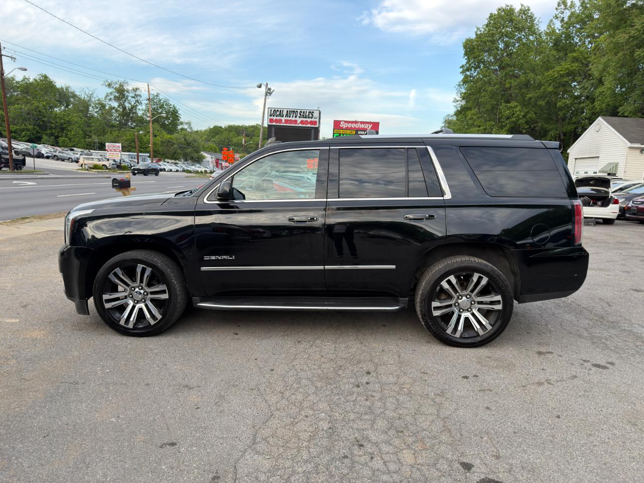 GMC Yukon 4WD 4dr Denali 2017