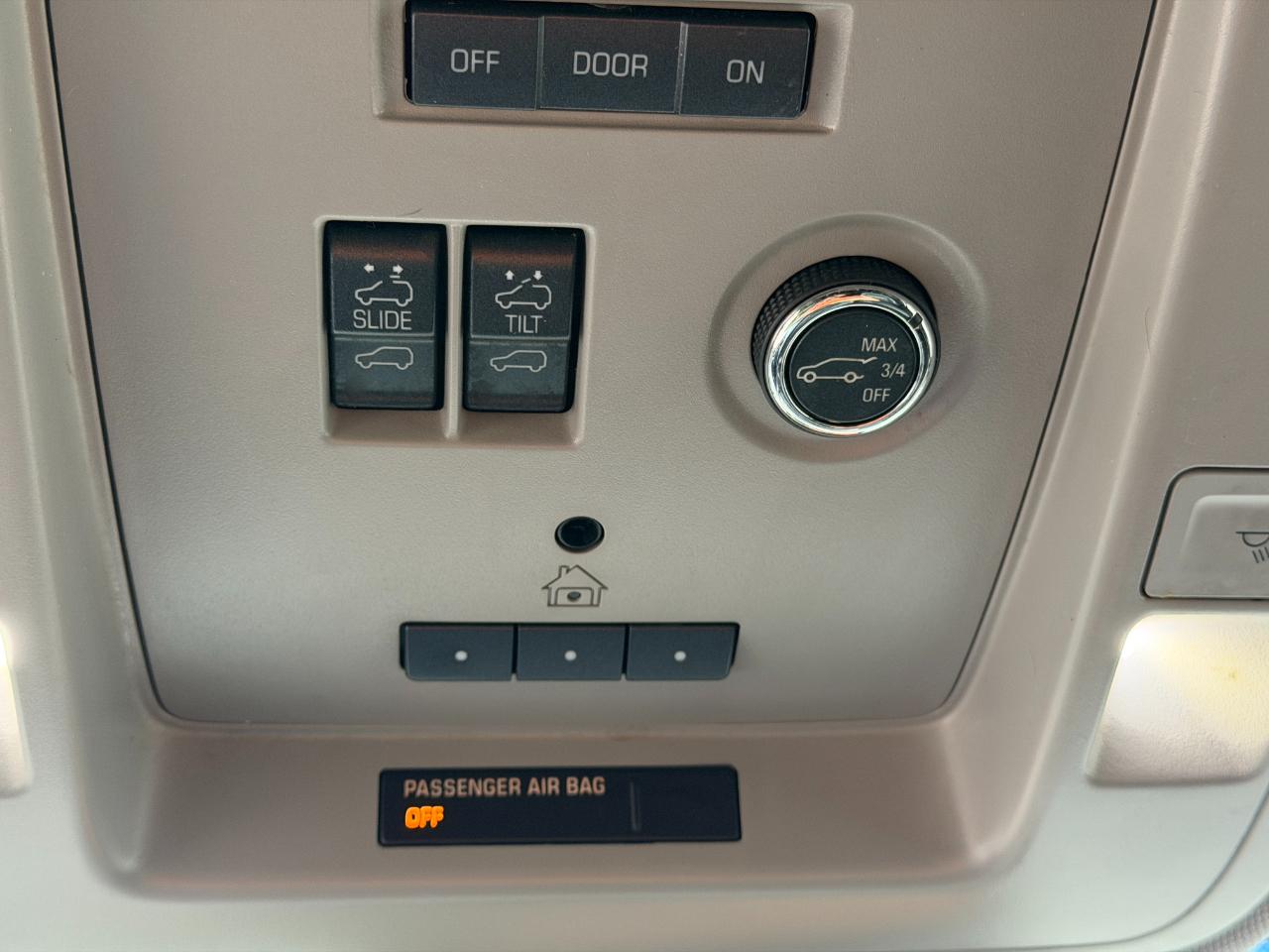 GMC Yukon 4WD 4dr Denali 2017