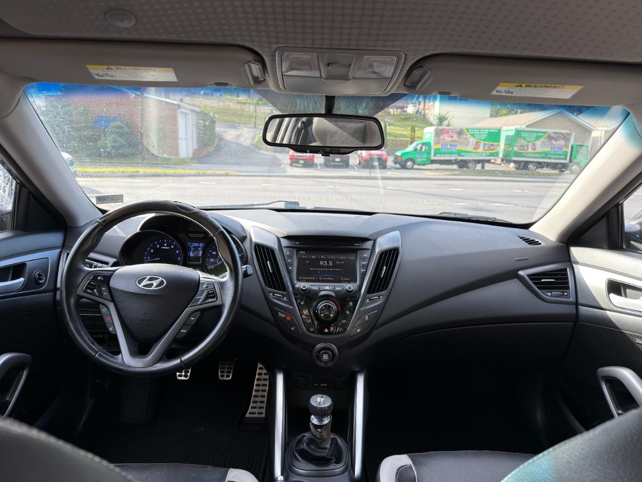 Hyundai Veloster 3dr Cpe Man Turbo w/Black Int 2014