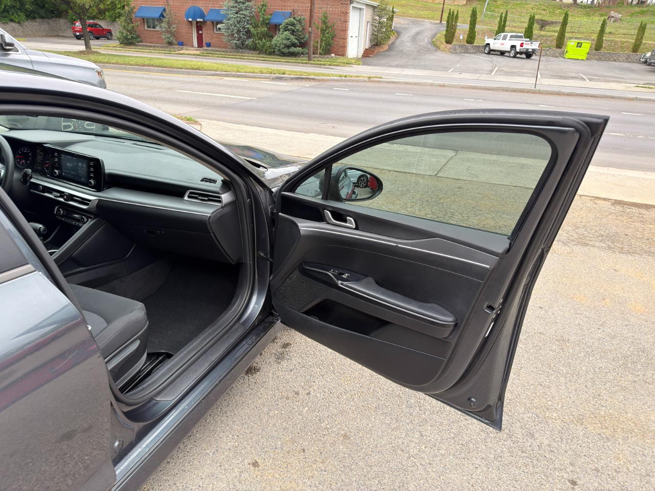 Kia K5 LXS Auto FWD 2021
