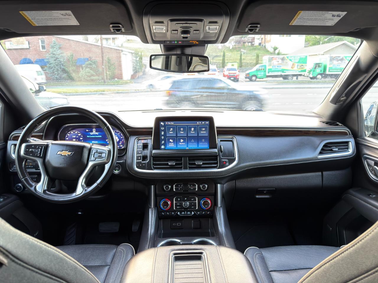 Chevrolet Suburban 2WD 4dr Premier 2023