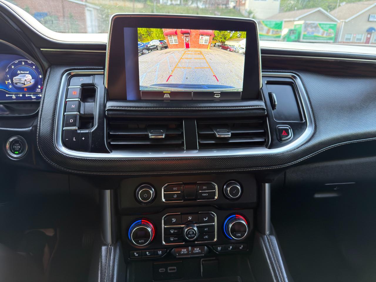 Chevrolet Suburban 2WD 4dr Premier 2023
