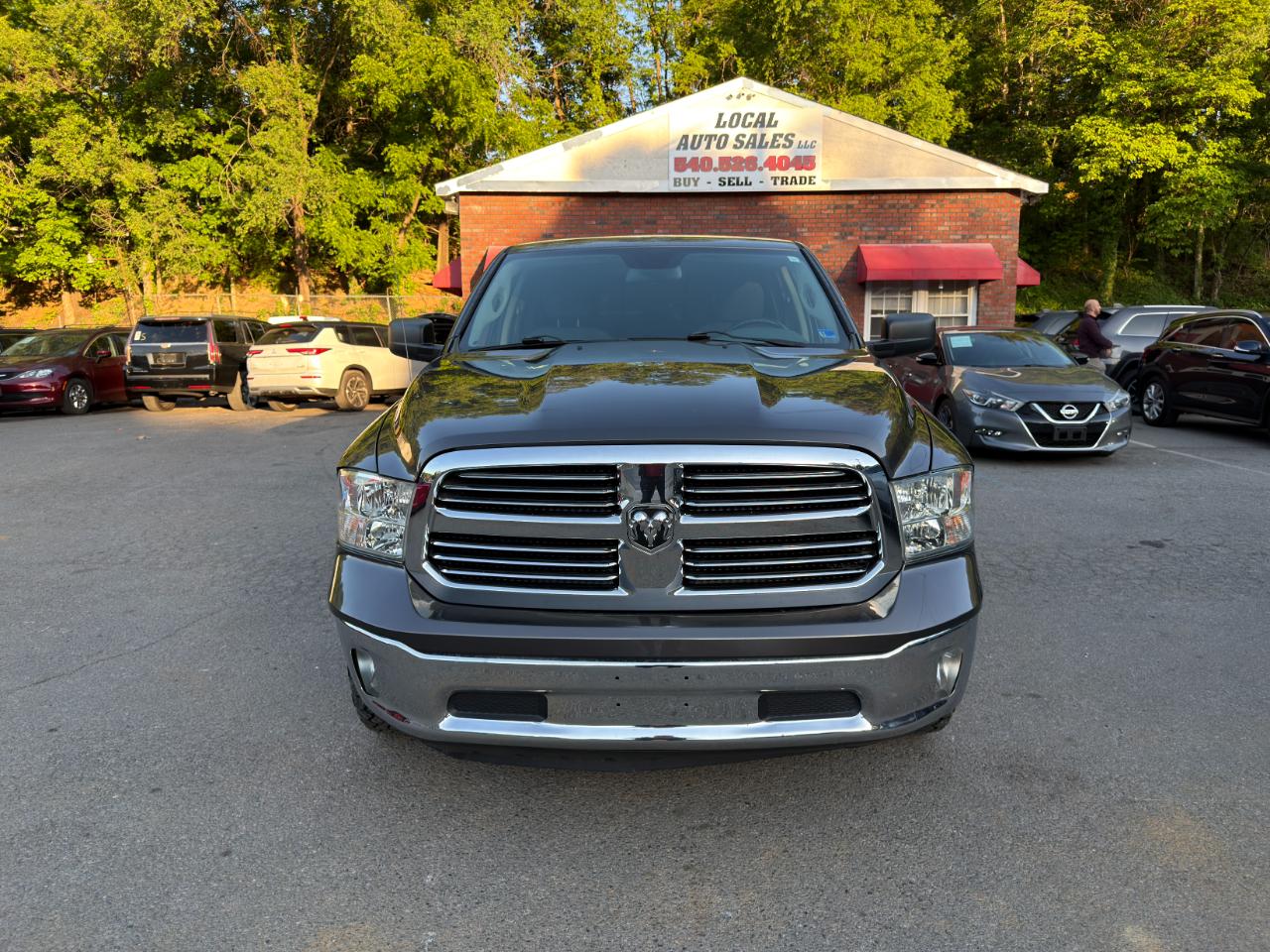 RAM 1500 4WD Quad Cab 140.5" Big Horn 2015