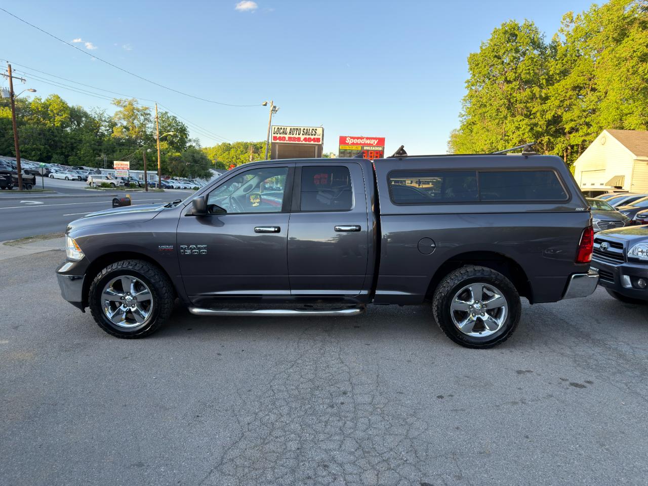RAM 1500 4WD Quad Cab 140.5" Big Horn 2015