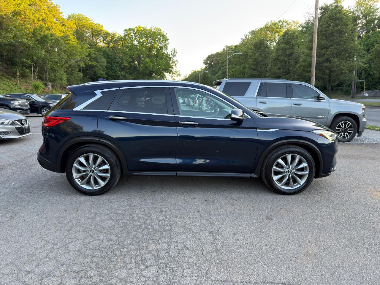 Infiniti QX50 LUXE AWD 2019