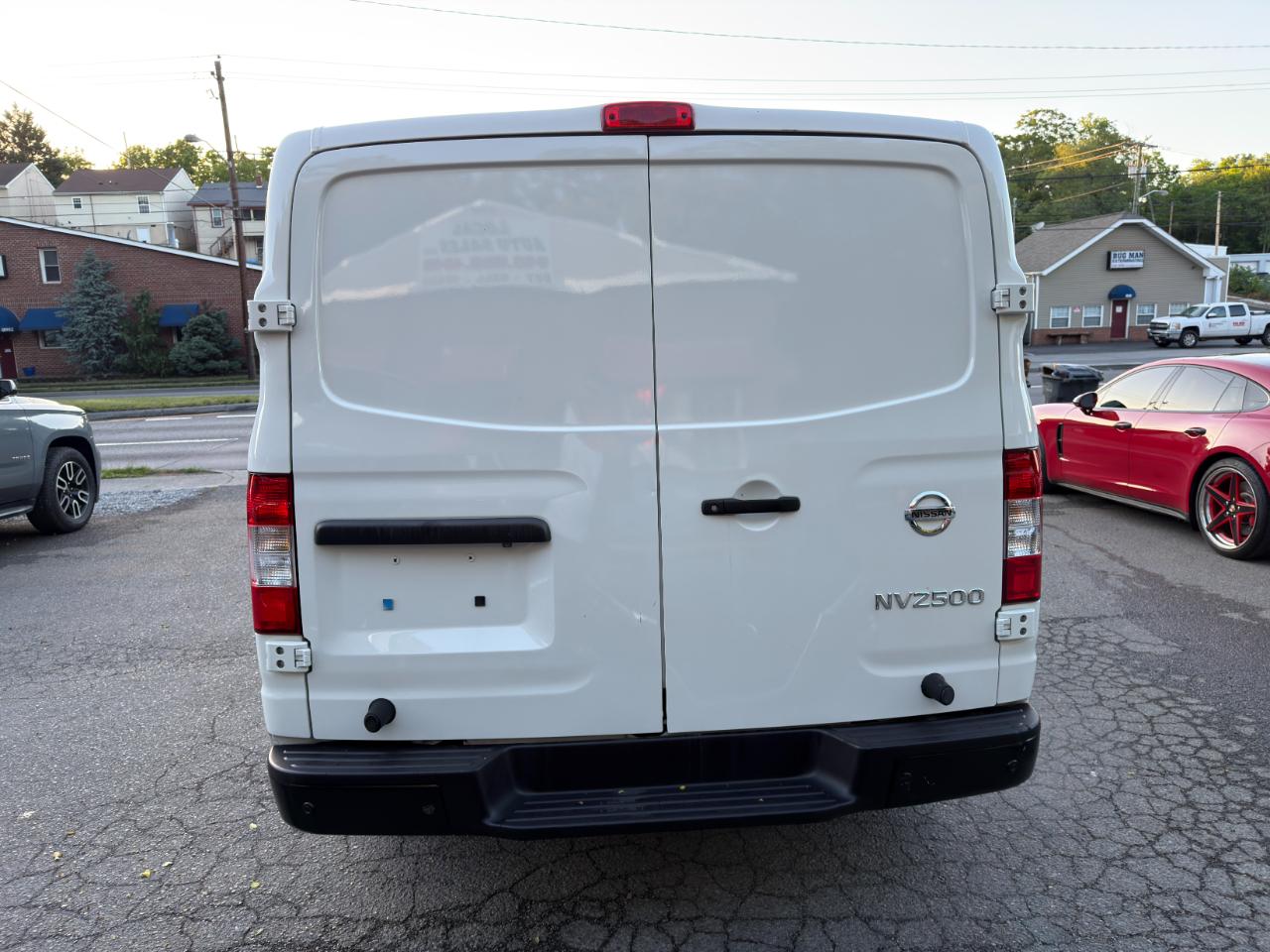 Nissan NV Cargo NV2500 HD Standard Roof V6 SV 2021