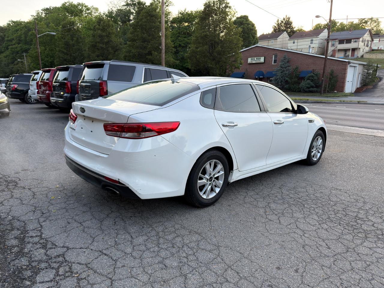 Kia Optima 4dr Sdn LX 2016